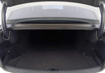 Подержанный автомобиль Genesis G80 2021 года (10 фото)