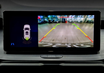 Подержанный автомобиль Geely Coolray 2022 года (27 фото)