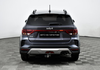 Подержанный автомобиль Kia Rio Hatchback 2021 года (6 фото)