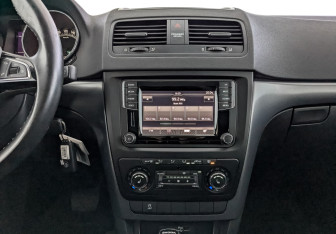 Подержанный автомобиль Skoda Yeti 2017 года (17 фото)