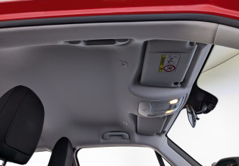 Подержанный автомобиль Jeep Renegade 2018 года (20 фото)