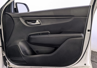 Подержанный автомобиль Kia Rio Sedan 2021 года (25 фото)