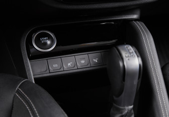 Подержанный автомобиль Renault Kaptur 2020 года (22 фото)