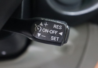 Подержанный автомобиль Lexus RX 2003 года (18 фото)