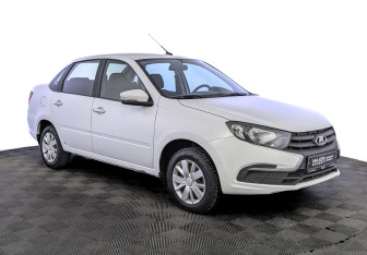 Подержанный автомобиль LADA (ВАЗ) Granta Sedan 2023 года (3 фото)