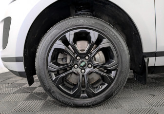 Подержанный автомобиль Land Rover Range Rover Evoque 2020 года (18 фото)