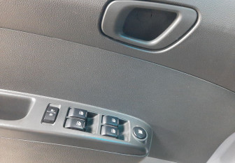 Подержанный автомобиль Ravon R2 2017 года (21 фото)