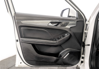 Подержанный автомобиль Haval Jolion 2022 года (19 фото)