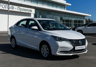 Подержанный автомобиль Changan Alsvin 2024 года (3 фото)
