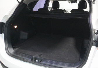 Подержанный автомобиль Hyundai ix35 2012 года (9 фото)