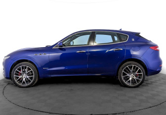 Подержанный автомобиль Maserati Levante 2018 года (8 фото)