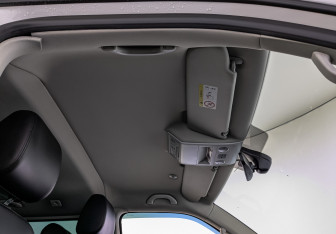 Подержанный автомобиль Volkswagen Multivan 2018 года (28 фото)