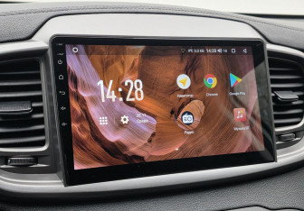 Подержанный автомобиль Kia Sorento 2017 года (12 фото)