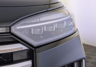 Подержанный автомобиль Exeed VX 2023 года (11 фото)