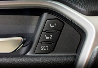 Подержанный автомобиль Toyota RAV4 2020 года (22 фото)