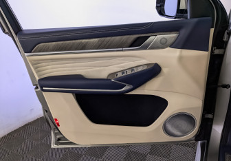 Подержанный автомобиль Tank 500 2023 года (19 фото)