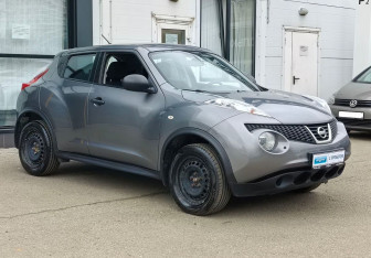 Подержанный автомобиль Nissan Juke 2013 года (3 фото)