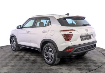 Подержанный автомобиль Hyundai Creta 2021 года (7 фото)
