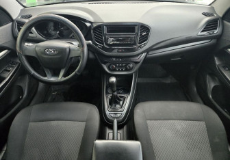 Подержанный автомобиль LADA (ВАЗ) Vesta Sedan 2017 года (9 фото)