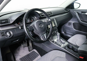 Подержанный автомобиль Volkswagen Passat Wagon 2014 года (11 фото)
