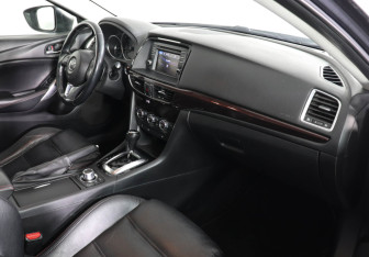 Подержанный автомобиль Mazda 6 Sedan 2013 года (10 фото)