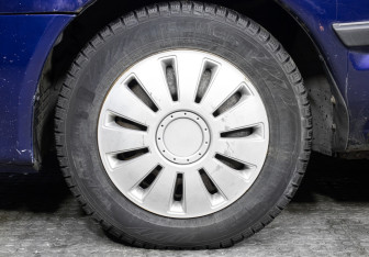 Подержанный автомобиль Mitsubishi Space Star Compactvan 2004 года (19 фото)