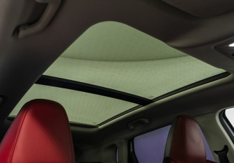 Подержанный автомобиль Changan UNI-S 2024 года (18 фото)