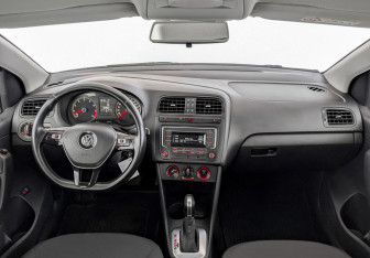 Подержанный автомобиль Volkswagen Polo Sedan 2019 года (14 фото)