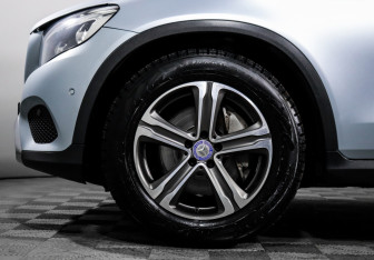 Подержанный автомобиль Mercedes-Benz GLC Coupe 2016 года (15 фото)