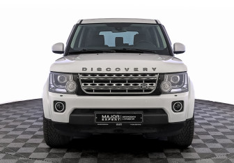 Подержанный автомобиль Land Rover Discovery 2015 года (2 фото)