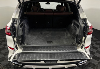 Подержанный автомобиль BMW X5 2019 года (9 фото)