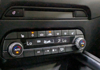 Подержанный автомобиль Mazda CX-5 2022 года (12 фото)