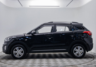 Подержанный автомобиль Hyundai Creta 2017 года (8 фото)