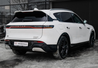 Подержанный автомобиль Voyah Free 2023 года (5 фото)