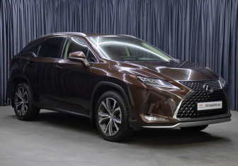Подержанный автомобиль Lexus RX 2021 года (3 фото)
