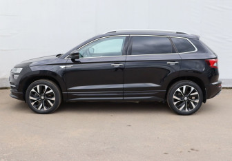 Подержанный автомобиль Skoda Karoq 2024 года (8 фото)