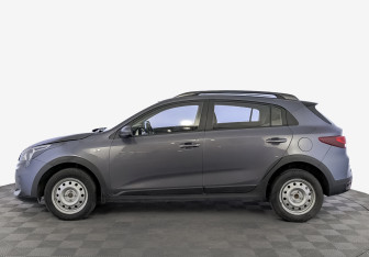 Подержанный автомобиль Kia Rio Hatchback 2021 года (8 фото)