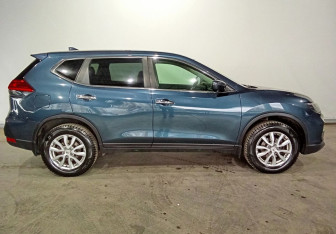 Подержанный автомобиль Nissan X-Trail 2018 года (7 фото)