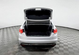 Подержанный автомобиль Citroen C4 Sedan 2018 года (12 фото)