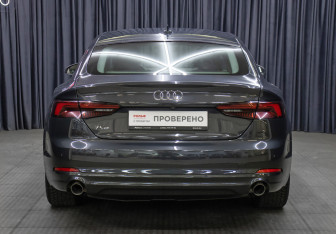 Подержанный автомобиль Audi A5 Liftback 2019 года (6 фото)