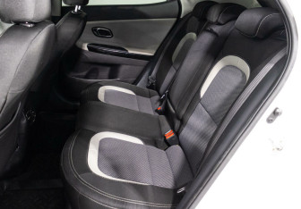 Подержанный автомобиль Kia Ceed Hatchback 2018 года (29 фото)