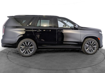 Новый Cadillac Escalade Suv 2023 (4 фото)