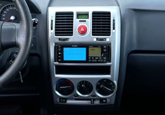 Подержанный автомобиль Hyundai Getz 2009 года (13 фото)