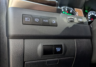 Подержанный автомобиль Lexus LX 2016 года (29 фото)