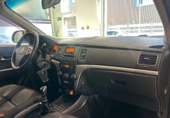 Подержанный автомобиль SsangYong Actyon 2011 года (10 фото)