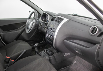 Подержанный автомобиль Datsun on-DO 2014 года (9 фото)