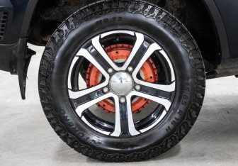 Подержанный автомобиль Chevrolet Niva 2012 года (20 фото)