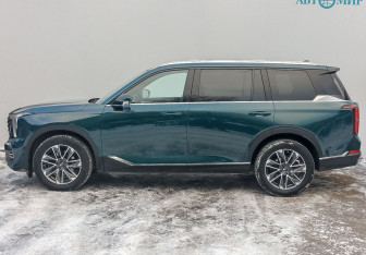 Подержанный автомобиль GAC GS8 2023 года (8 фото)