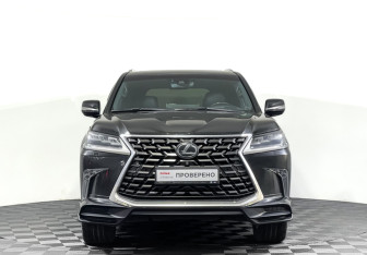 Подержанный автомобиль Lexus LX 2021 года (2 фото)