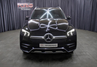 Подержанный автомобиль Mercedes-Benz GLE 2020 года (2 фото)